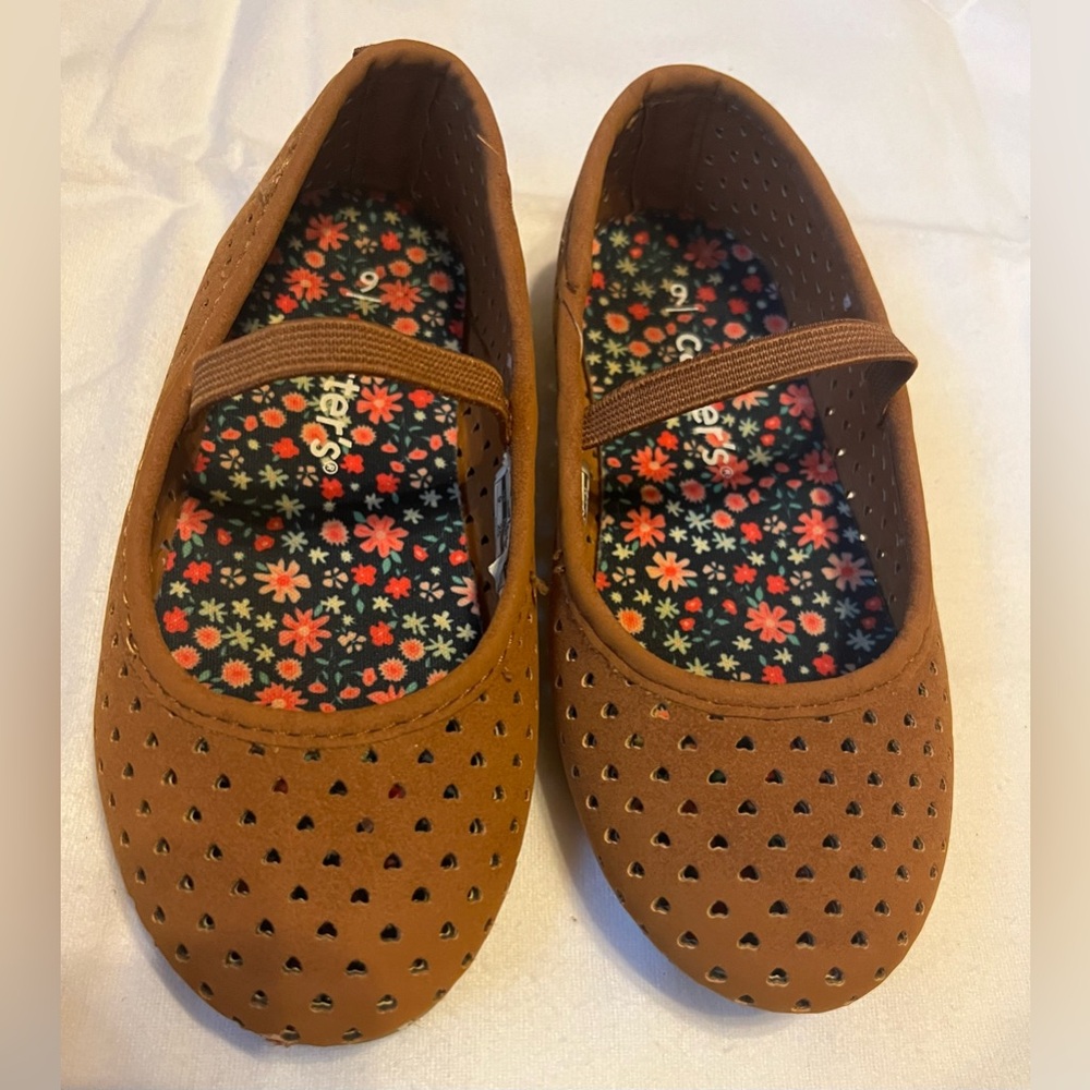 Carter's Brown Dress Shoes with Suede Finish and Perforated Design**Size 9**